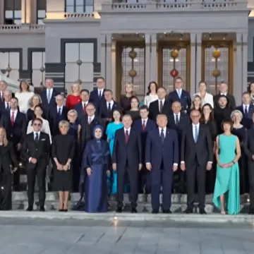 Pogledajte gdje je Milanović stajao na zajedničkoj fotografiji NATO samita