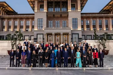 Pogledajte gdje je Milanović stajao na zajedničkoj fotografiji NATO samita
