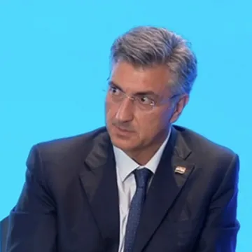 Plenković o povjerenju Kundidu: 'Neka stoji tamo, ali &scaron;to se tiče povjerenja, postupio je nezrelo'