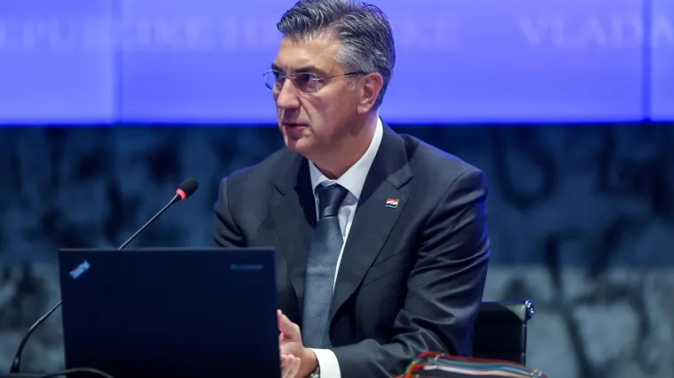 Plenković na sjednici Vlade: 'Četvrti smo po broju noćenja u Europi'