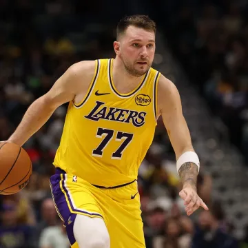 Luka Dončić objavio emotivne fotografije s kćerkicama usred borbe za skrbni&scaron;tvo