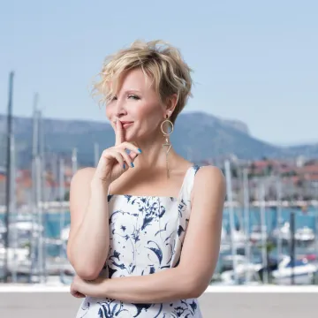 Vječna djevojčica: Ovako se Danijela Martinović mijenjala kroz godine