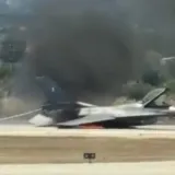 Borbeni avion F-16 prisilno sletio i zapalio se: Pogledajte snimku