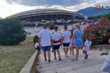 Poljud se puni, sprema se spektakl: Pogledajte &scaron;to se događa pred stadionom