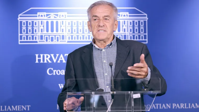 Sin zastupnika zavr&scaron;io u pritvoru, on komentirao: 'Postaje kandidat za ministra'