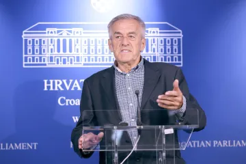 Sin zastupnika zavr&scaron;io u pritvoru, on komentirao: 'Postaje kandidat za ministra'