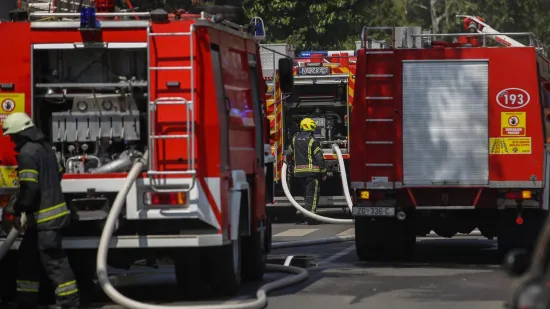 Gori u pogonima u Lipiku, vatrogasci na terenu