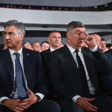 Hrvati otkrili &scaron;to misle o svađi 'dva brda': 'Mora&scaron; okrenuti program da ih djeca ne gledaju'