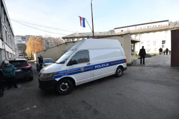 Hrvatski policajac udaljen iz službe: Sumnja se da je bio nasilan