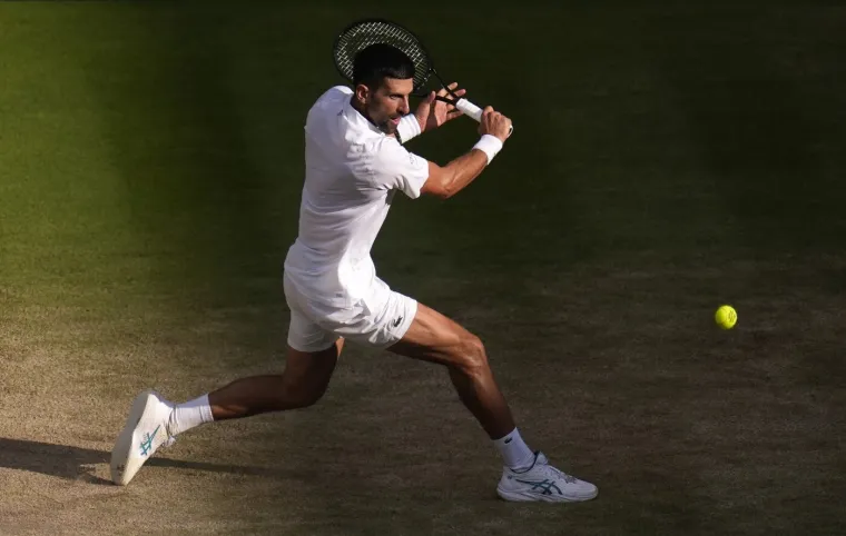 Jannik Sinner uvjerljivo pobijedio Novaka Đokovića i plasirao se u finale Wimbledona