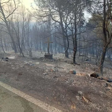 Smilovalo se nebo: Ki&scaron;a pomogla vatrogascima na Korčuli, pogledajte prizore nakon buktinje
