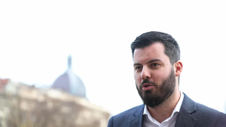 A gdje je Barbara? Mate Rimac partijao na Ultri u dru&scaron;tvu influencera