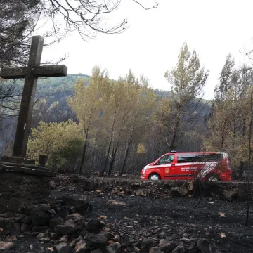 Ovako danas izgleda Korčula: &Scaron;uma je nestala, iza požara ostali samo pepeo i ru&scaron;evine