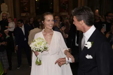 Udala se IT djevojka 90-ih: Eva Herzigova rekla 'da' nakon 25 godina ljubavi s poduzetnikom