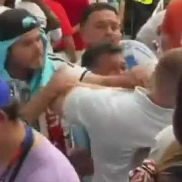 Kaos prije velikog polufinala: Argentinci i Englezi se već sukobili na tribinama