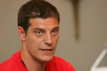 Tko je Slaven Bilić? Roker je i svira gitaru, zavr&scaron;io je pravni fakultet, a jedno ga posebno krasi