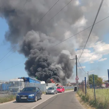 Planuo kamion u Sesvetama, oglasili se vatrogasci!