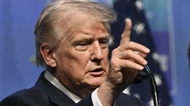 Trump želi preuzeti kontrolu nad Hormuzom: 'Za to bismo trebali biti plaćeni'