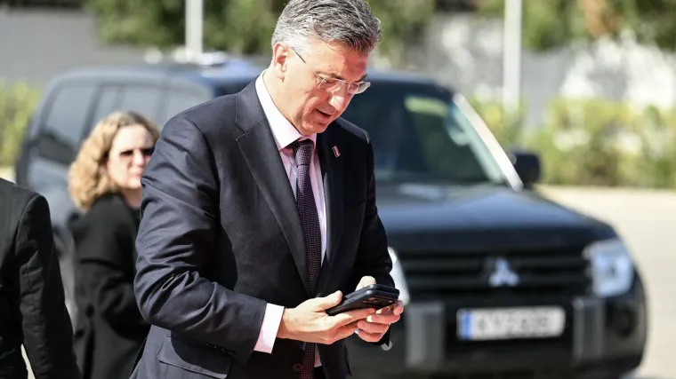 Plenković u Parizu poslao znakovitu poruku: 'To bi bila pogre&scaron;ka'