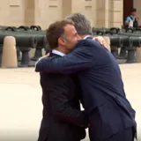 Pogledajte kako je Macron dočekao Plenkovića u Parizu: Pao je i zagrljaj