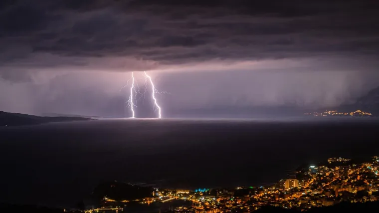 Meteorologinja upozorila na promjenu: Grmljavina, pljuskovi, a prijeti i jače nevrijeme!