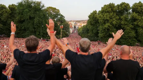 Sulude scene u Oslu! Norvežane dočekalo 100.000 navijača: Svi se pitaju &scaron;to je to Haaland donio?