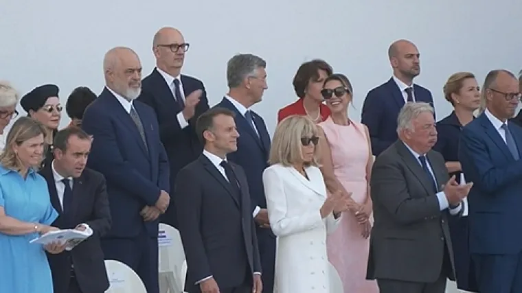 Svi su gledali u premijerovu suprugu: Ana Maslać Plenković u Parizu zablistala u elegantnom izdanju