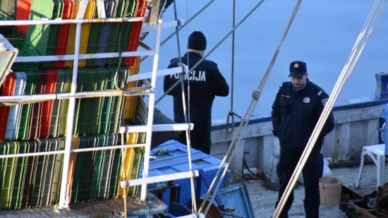 Krvavi obračun na plovilu u Medulinu: Makedonac nožem poku&scaron;ao ubiti Srbina