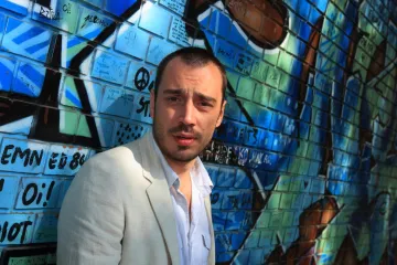 Za njim uzdi&scaron;u brojne Hrvatice, a on ljubi lijepu kolegicu: Upoznali se na setu RTL-ove serije