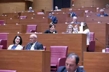 Sabor bira viceguvernerku i odlazi na odmor: SDP prozvao HDZ zbog Lalovca