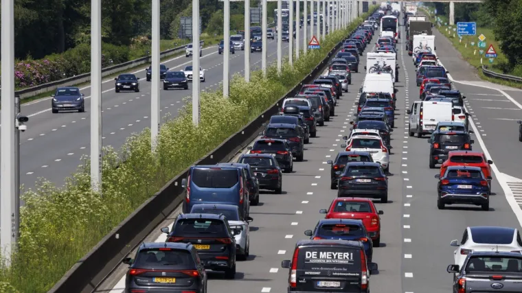 Kraj besplatnih autocesta: Jedna europska zemlja uvodi vinjete za sve vozače