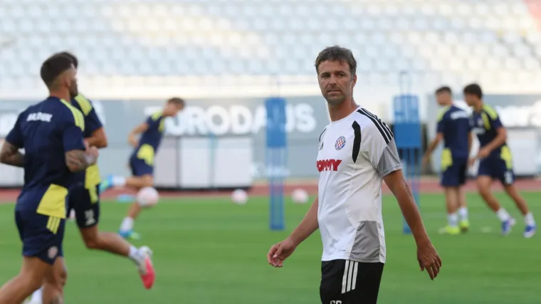 Gonzalo Garcia najavio uzvrat u praznoj press-sobi: 'Znate da Hajduku ne odgovara 2-0'