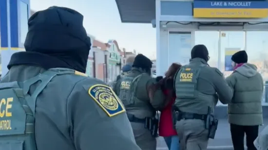 ICE u &scaron;est dana ubio dvoje ljudi, izbili prosvjedi: 'Ne znam &scaron;to će se dogoditi, prestravljena sam'