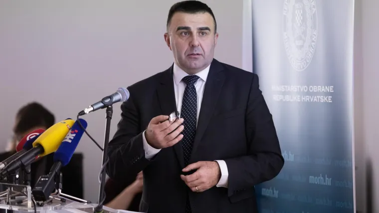 Akcija USKOK-a u tri županije: Među uhićenima i biv&scaron;i &scaron;ef nabave MORH-a, cure detalji