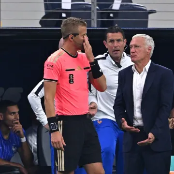 Deschamps nakon ispadanja prozvao suca, Collina mu odmah odgovorio: 'Na&scaron;i suci su svjetska klasa'