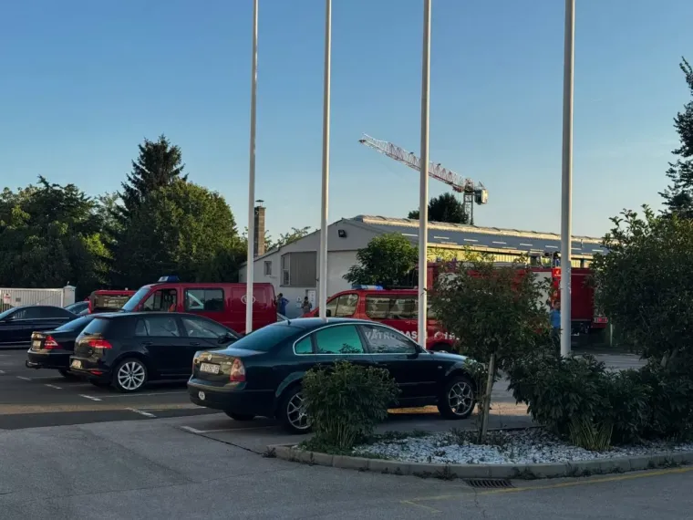 Gorio silos u &Scaron;tefancu, radnici prije izbijanja požara čuli eksploziju?