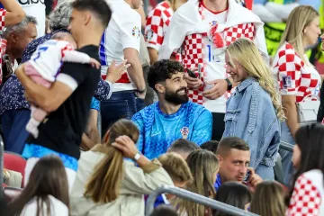 Jo&scaron;ko Gvardiol posjetio starački dom s novom djevojkom Lu: Zajedno su obi&scaron;li njezinog djeda