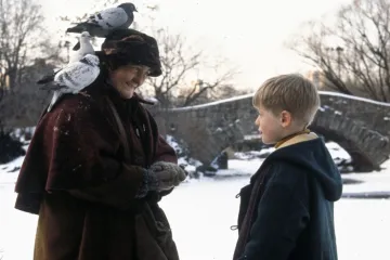 Preminula je Brenda Fricker, glumica poznata po kultnoj ulozi u filmu 'Sam u kući 2'