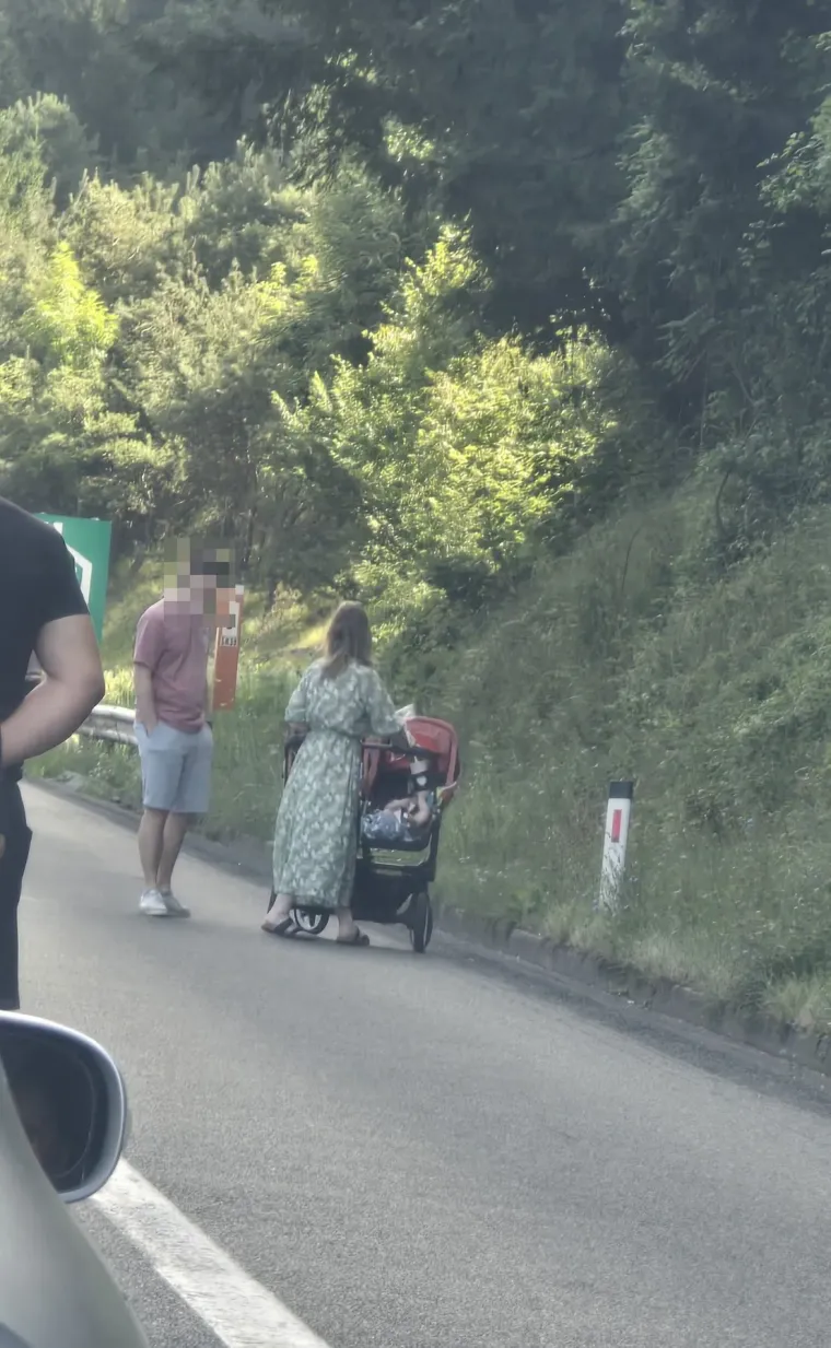 Suludi potezi vozača! Pogledajte &scaron;to rade dok čekaju na autocesti, ljudi su zgroženi
