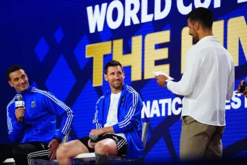 Messi je do&scaron;ao, a legende su stajale u redu: Brady, Đoković i Durant tražili fotografiju s njim