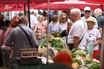 Provjerili smo subotnje cijene na Dolcu: Evo koliko ko&scaron;taju tre&scaron;nje, marelice i lički krumpir