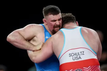 Uff, ovo morate pogledati! Predsjednikov sin postao hit: Protivnika bacio u zrak, a javnost odu&scaron;evio potezom