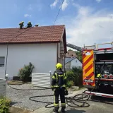 Grom udario u kuću i izazvao požar: Pro&scaron;irio se i na dvije susjedne