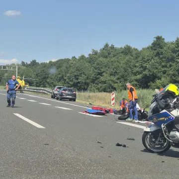 Sudar auta i motora na A1: Dignut i helikopter, stvara se kolona prema Zagrebu