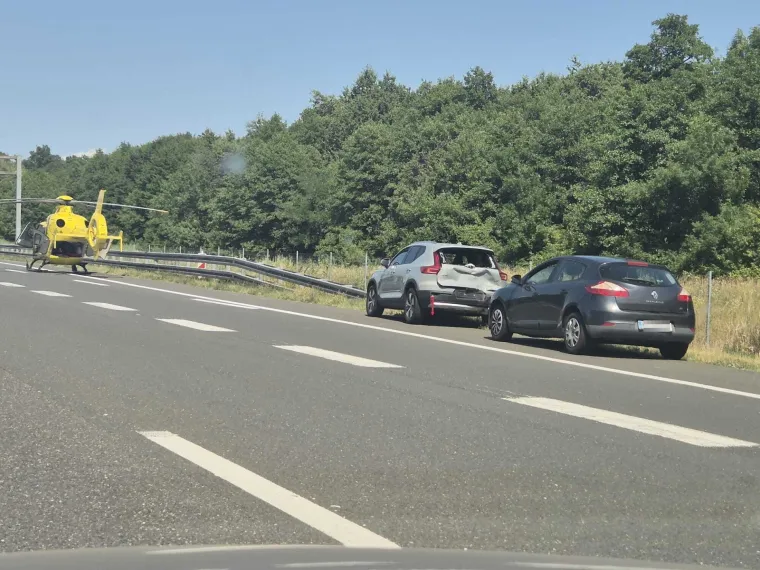 Sudar auta i motora na A1: Dignut i helikopter, stvara se kolona prema Zagrebu