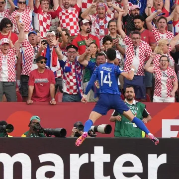 Ivan Peri&scaron;ić ne staje: Pogledajte kako je hrvatski reprezentativac odu&scaron;evio sve
