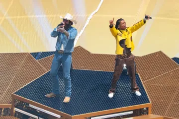 Finale jo&scaron; nije počelo, a stadion već gori: Post Malone i poznati streamer ukrali show