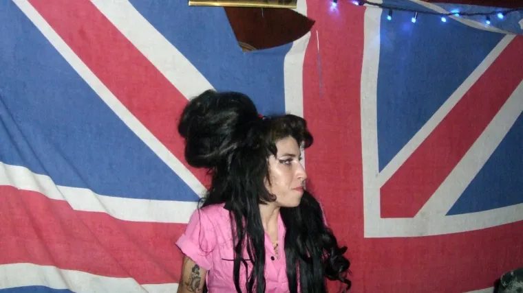 [KVIZ] Može&scaron; li odgovoriti točno na sva pitanja o Amy Winehouse?