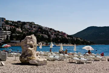 Kava za 1 euro, ćevapi 5: Ovo je jedno od najpovoljnijih mjesta za odmor na Jadranu