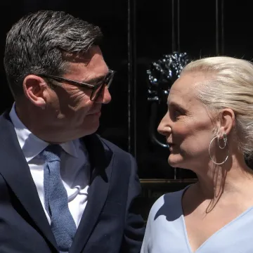 Tražila ljubav u reality showu, a danas je supruga premijera: Tko je Marie-France van Heel?